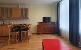 Hot Riga Ernestines Iela 7-7 Enjoy The Feel Of Home And History!